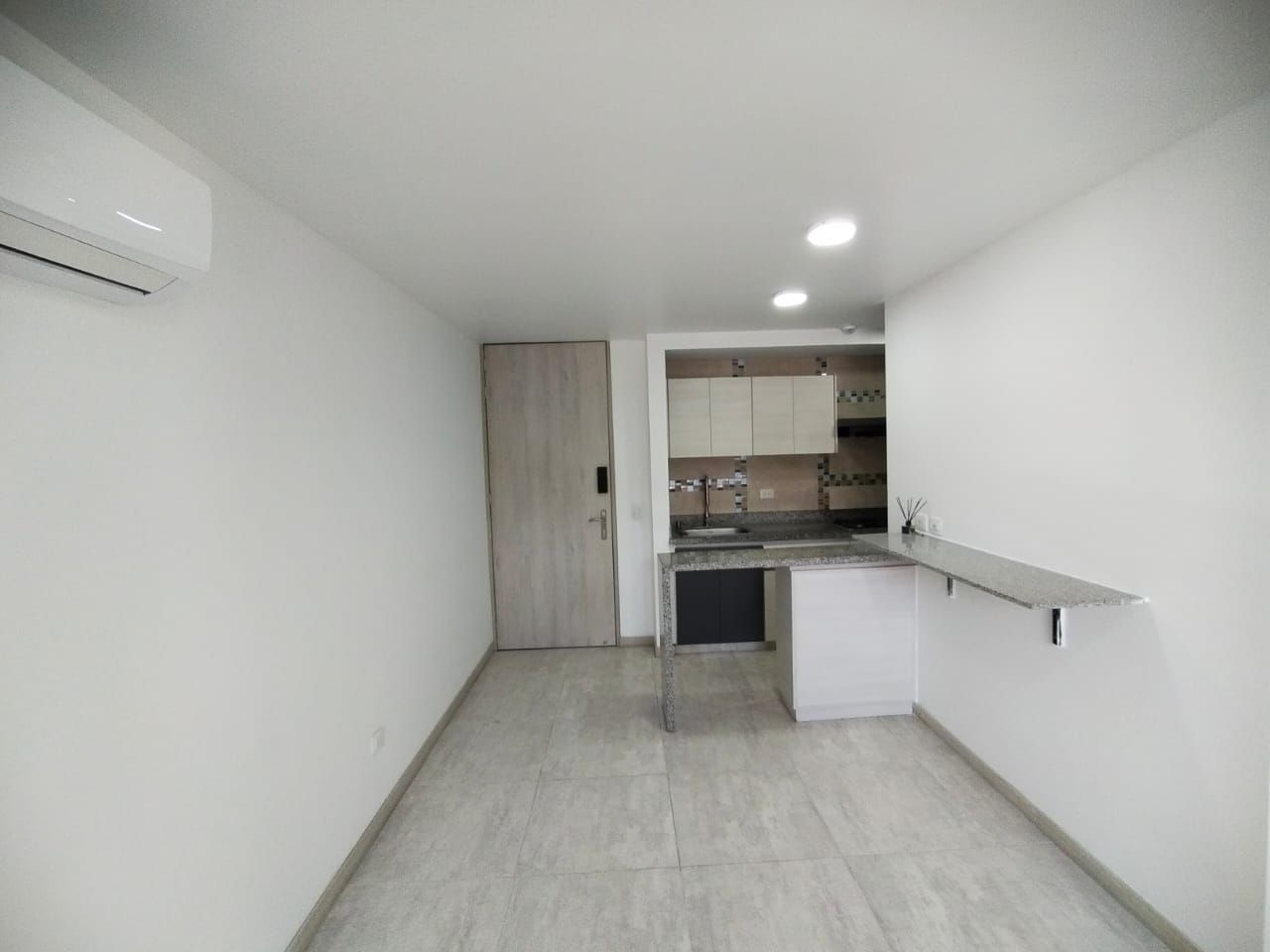 Apartamento en arriendo o venta Risaralda Pereira Maraya 65 m2 Habitaciones 3 Baños 2 Garajes 1 Precio venta $400000000 Precio arriendo $2200000
