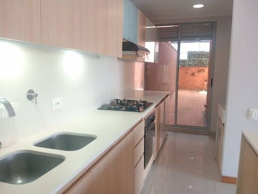 Apartamento en arriendo Antioquia Envigado Zúñiga 110 m2 Habitaciones 3 Baños 3 Garajes 1 Precio $5500000