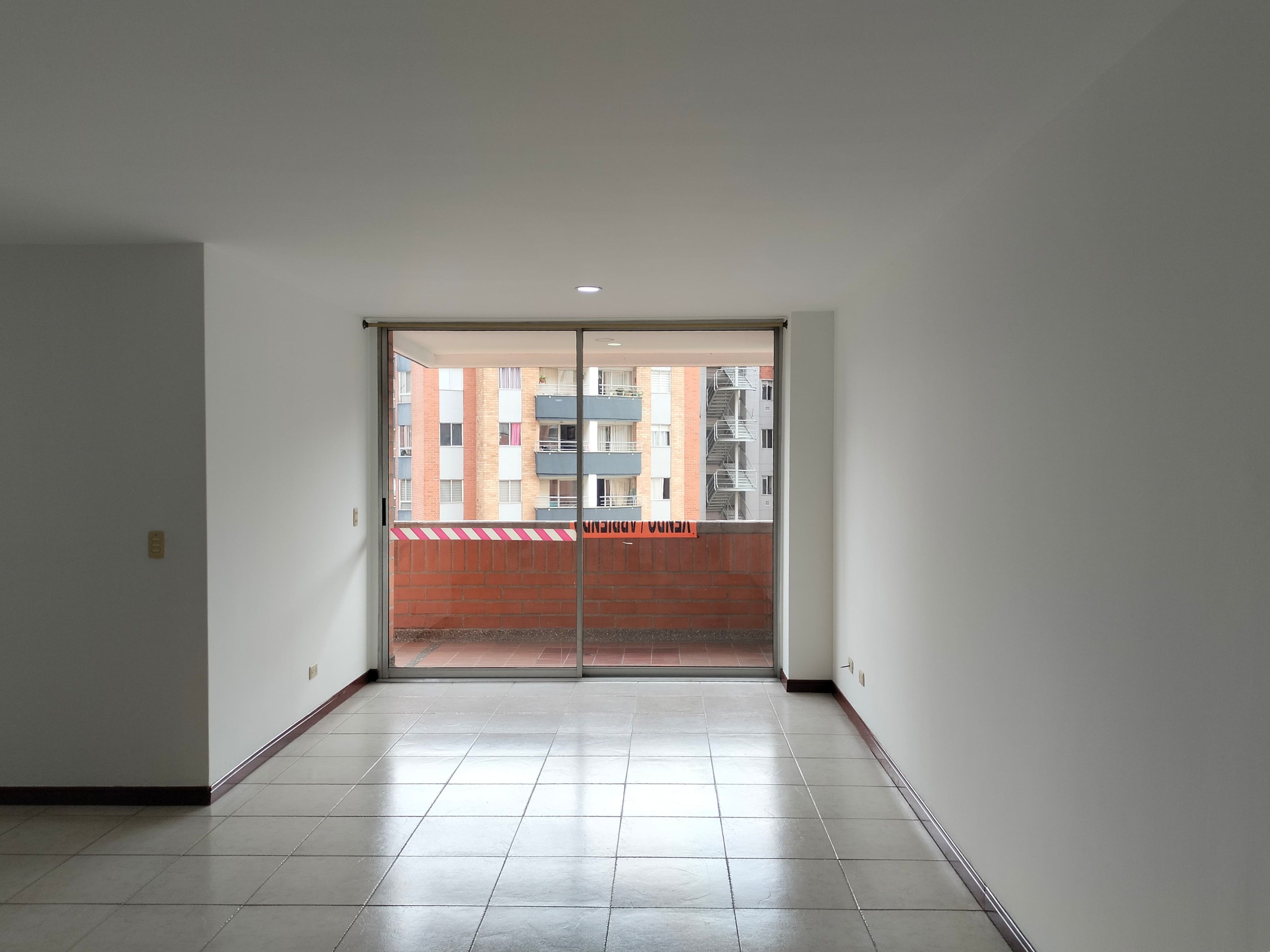 Apartamento en venta Antioquia Envigado Parque Mediterraneo 65 m2 Habitaciones 3 Baños 2 Garajes 1 Precio $395000000