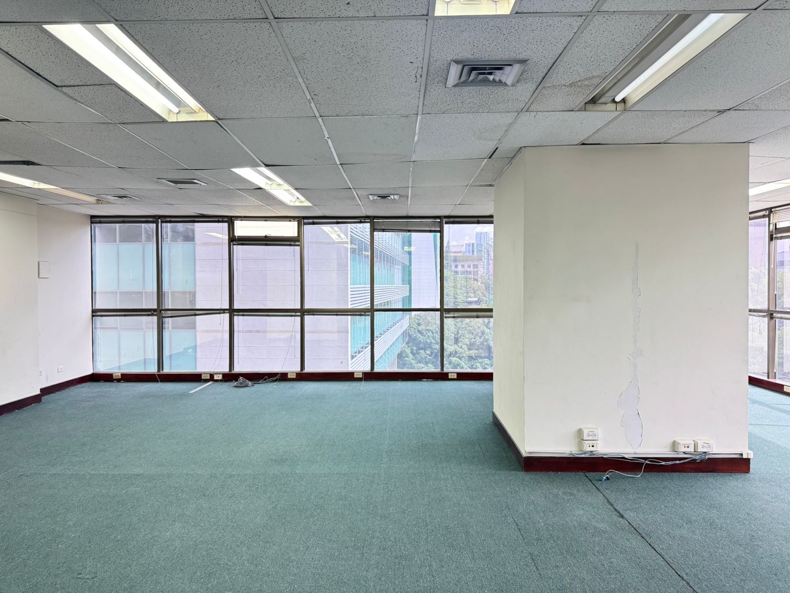 Oficina en arriendo Antioquia Medellín Villa Carlota 90 m2 Habitaciones 0 Baños 2 Garajes 2 Precio $7800000