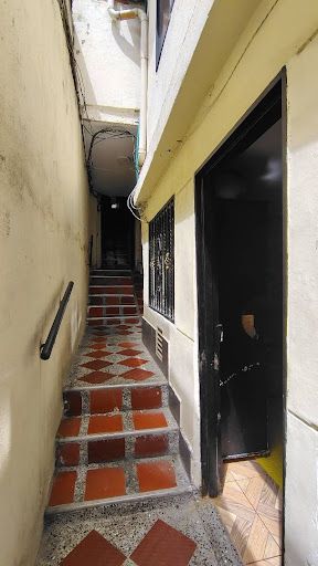 Casa en venta Antioquia Medellín Manrique Oriental 84 m2 Habitaciones 5 Baños 2 Garajes 0 Precio $210000000