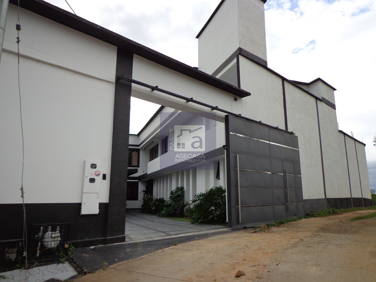 Casa Campestre en arriendo Santander Floridablanca Cr La Aldea 2000 m2 Habitaciones 5 Baños 7 Garajes 0 Precio $13000000