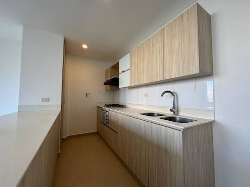Apartamento en arriendo Antioquia Medellín Los Balsos No1 85 m2 Habitaciones 2 Baños 3 Garajes 1 Precio $5500000