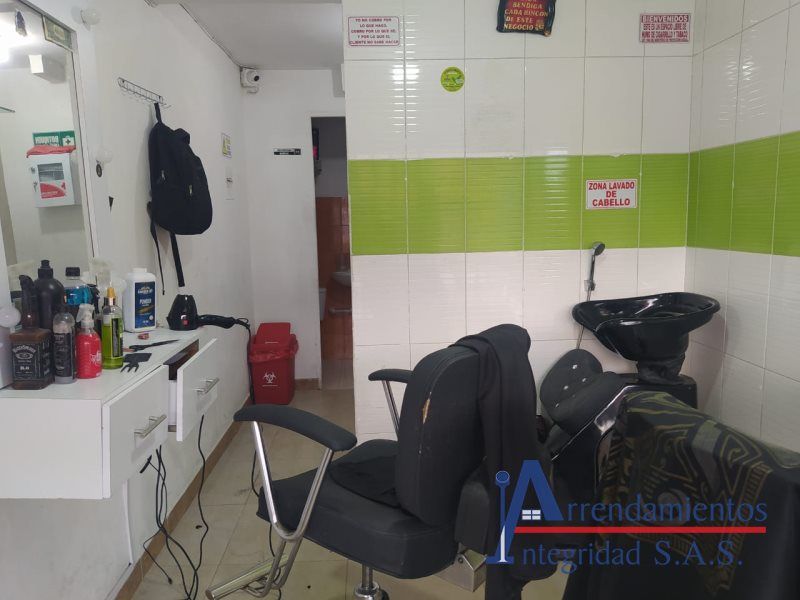 Local en venta Antioquia Medellín Jesus Nazareno 12 m2 Habitaciones 0 Baños 1 Garajes 0 Precio $155000000