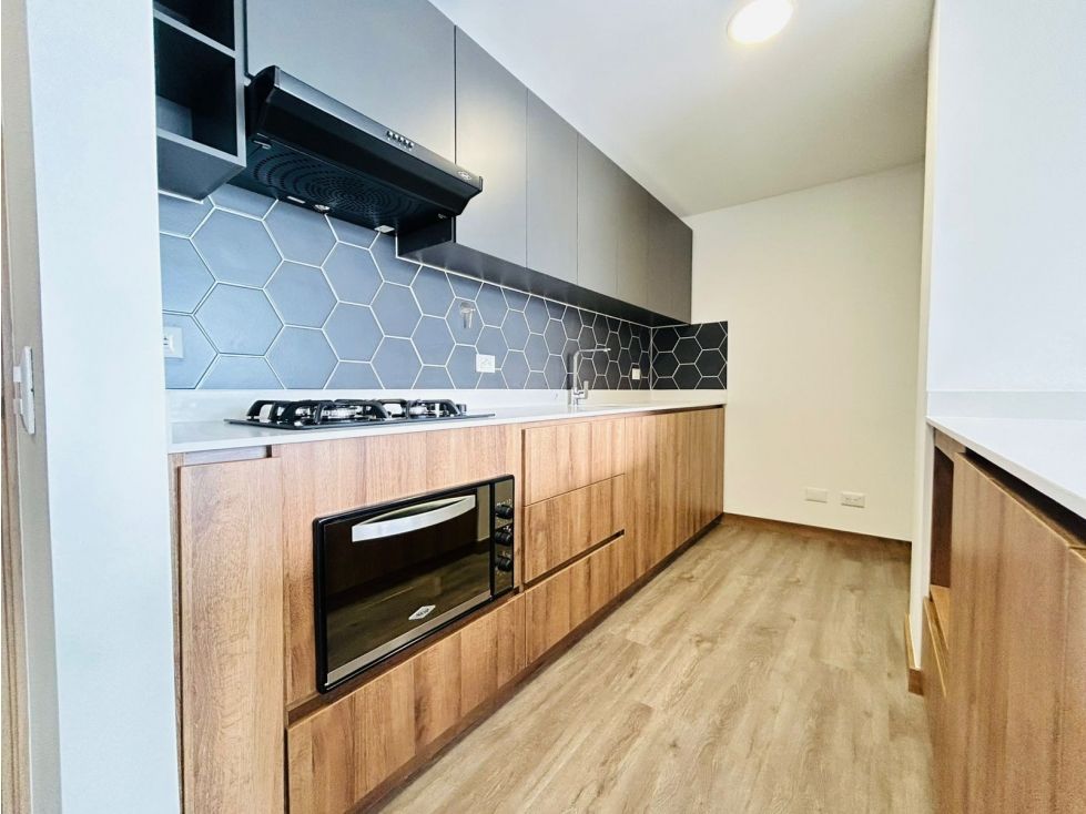 Apartamento en arriendo Antioquia Envigado El Dorado 89 m2 Habitaciones 3 Baños 2 Garajes 2 Precio $4300000