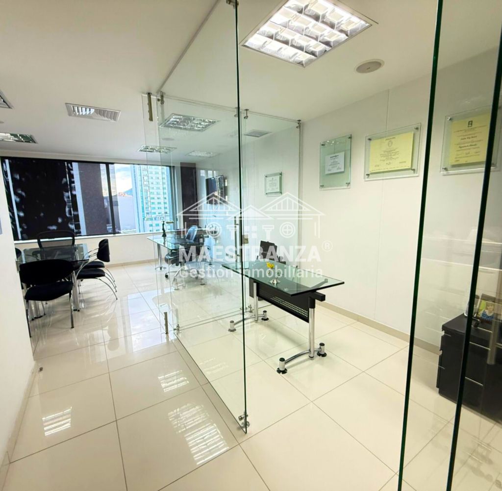 Oficina en arriendo Antioquia Medellín Patio Bonito 45 m2 Habitaciones 0 Baños 1 Garajes 2 Precio $5000000