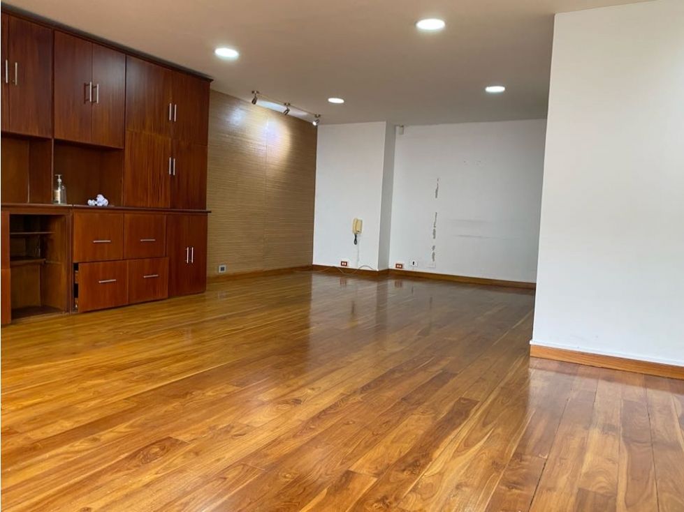 Oficina en arriendo Risaralda Pereira Sector Lago Uribe 48 m2 Habitaciones 0 Baños 1 Garajes 0 Precio $1500000