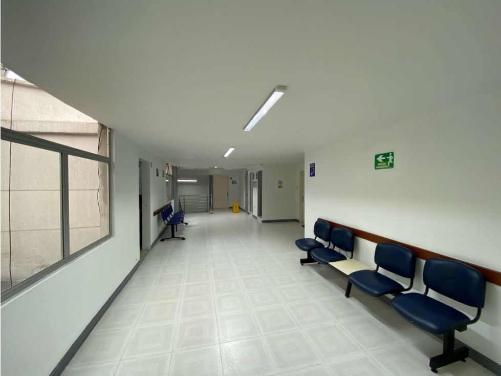 Consultorio en venta Risaralda Pereira Sector Plaza De Bolivar 21 m2 Habitaciones 0 Baños 1 Garajes 0 Precio $47500000