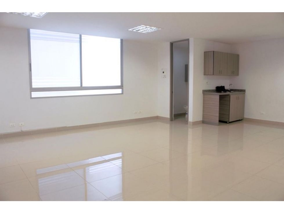 Oficina en venta Risaralda Pereira Los Alpes 45 m2 Habitaciones 0 Baños 1 Garajes 1 Precio $250000000