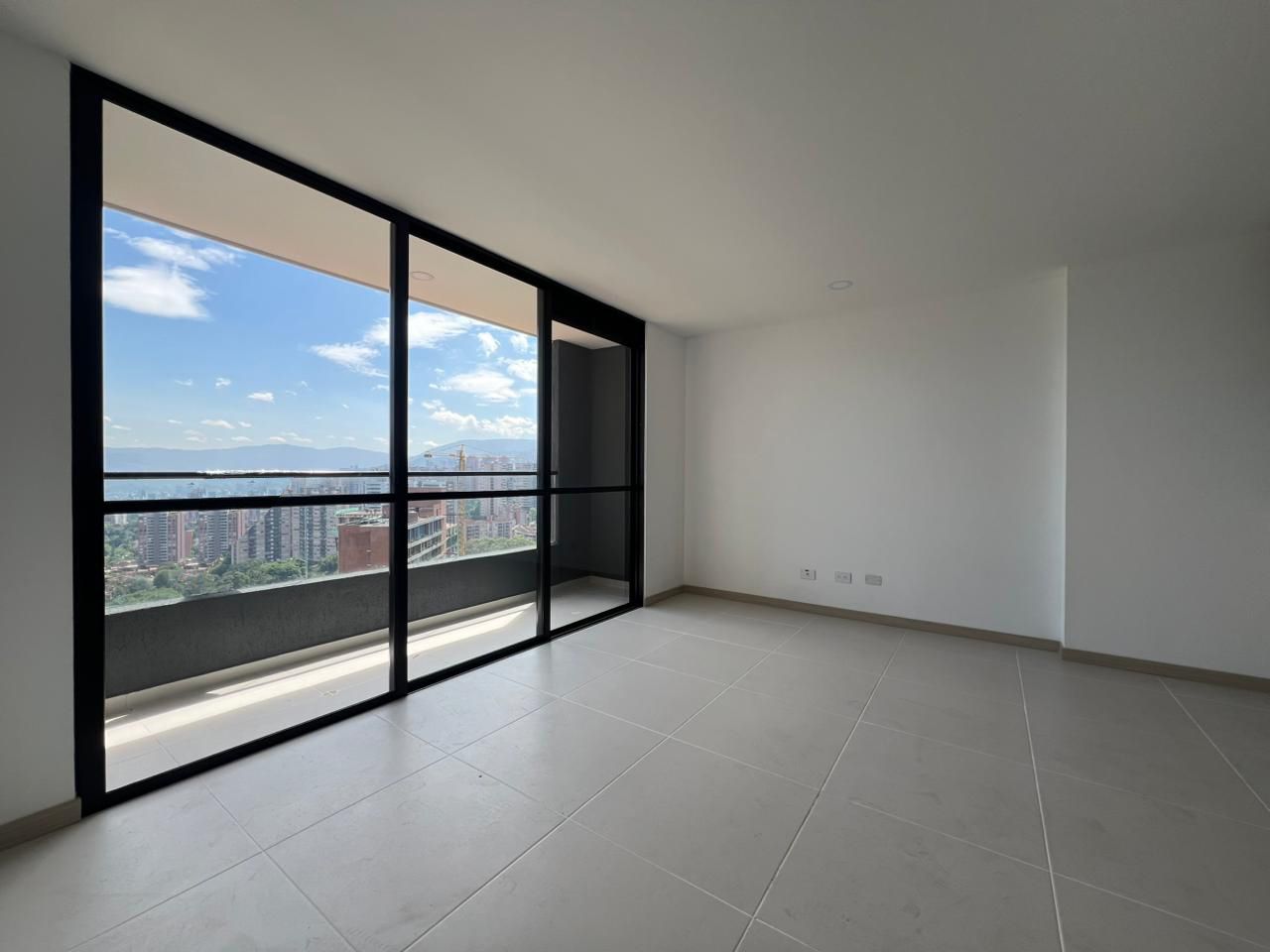 Apartamento en arriendo Antioquia Envigado Polideportivo Sur 60 m2 Habitaciones 2 Baños 2 Garajes 1 Precio $3950000