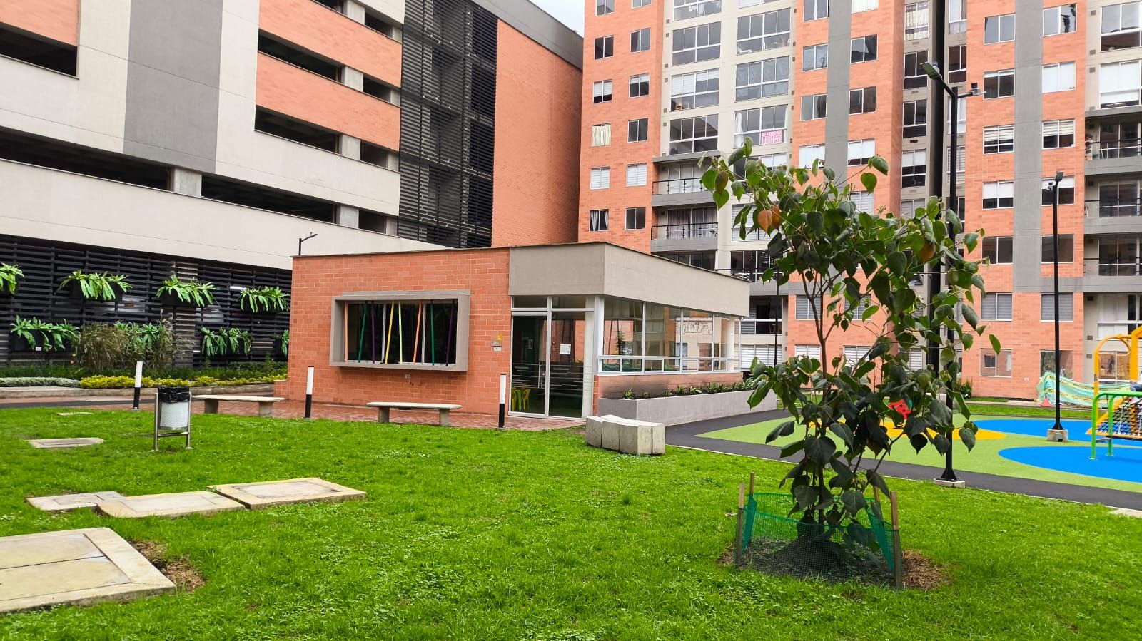 Apartamento en venta Cundinamarca Mosquera Cr Cipres Novaterra 50 m2 Habitaciones 3 Baños 2 Garajes 1 Precio $230000000
