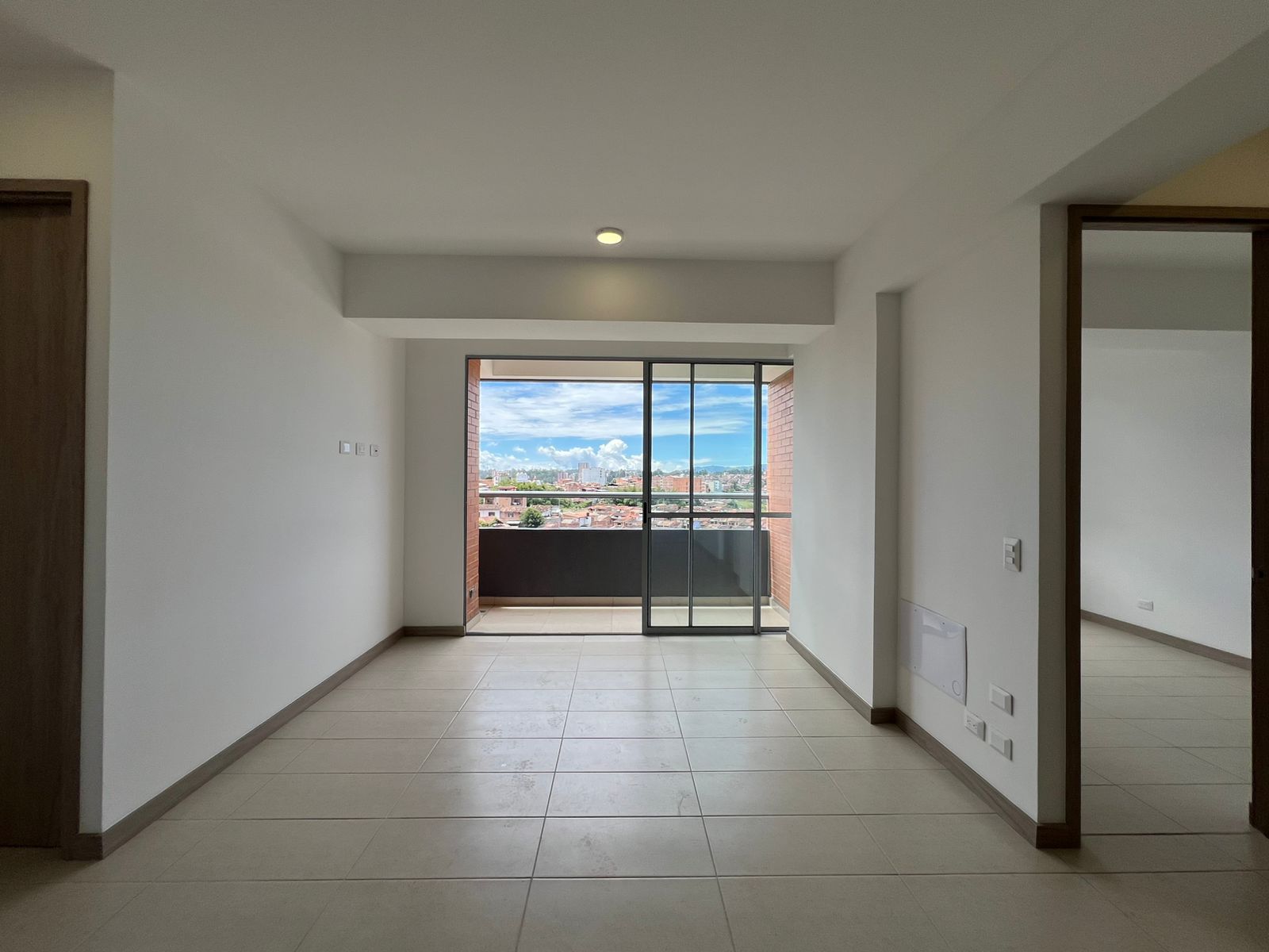 Apartamento en arriendo Antioquia Rionegro S3-de-10 64 m2 Habitaciones 2 Baños 2 Garajes 1 Precio $3300000