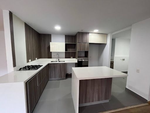 Apartamento en arriendo Antioquia Envigado Loma De Las Brujas 125 m2 Habitaciones 3 Baños 4 Garajes 2 Precio $6000000