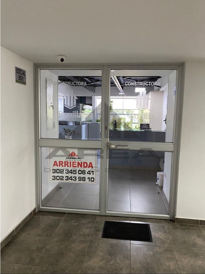 Local Comercial en arriendo Tolima Ibagué San Francisco 104 m2 Habitaciones 0 Baños 1 Garajes 2 Precio $4800000