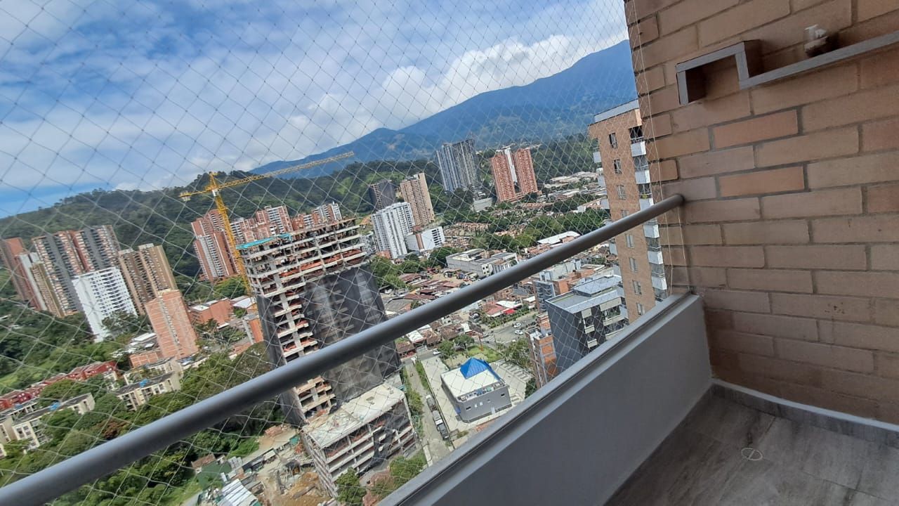 Apartamento en arriendo Antioquia Sabaneta Sabaneta Real 75 m2 Habitaciones 3 Baños 2 Garajes 1 Precio $2800000