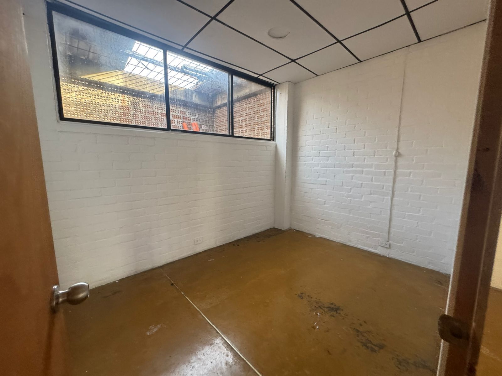 Bodega en arriendo Valle Del Cauca Cali San Juan Bosco 105 m2 Habitaciones 0 Baños 1 Garajes 0 Precio $1550000