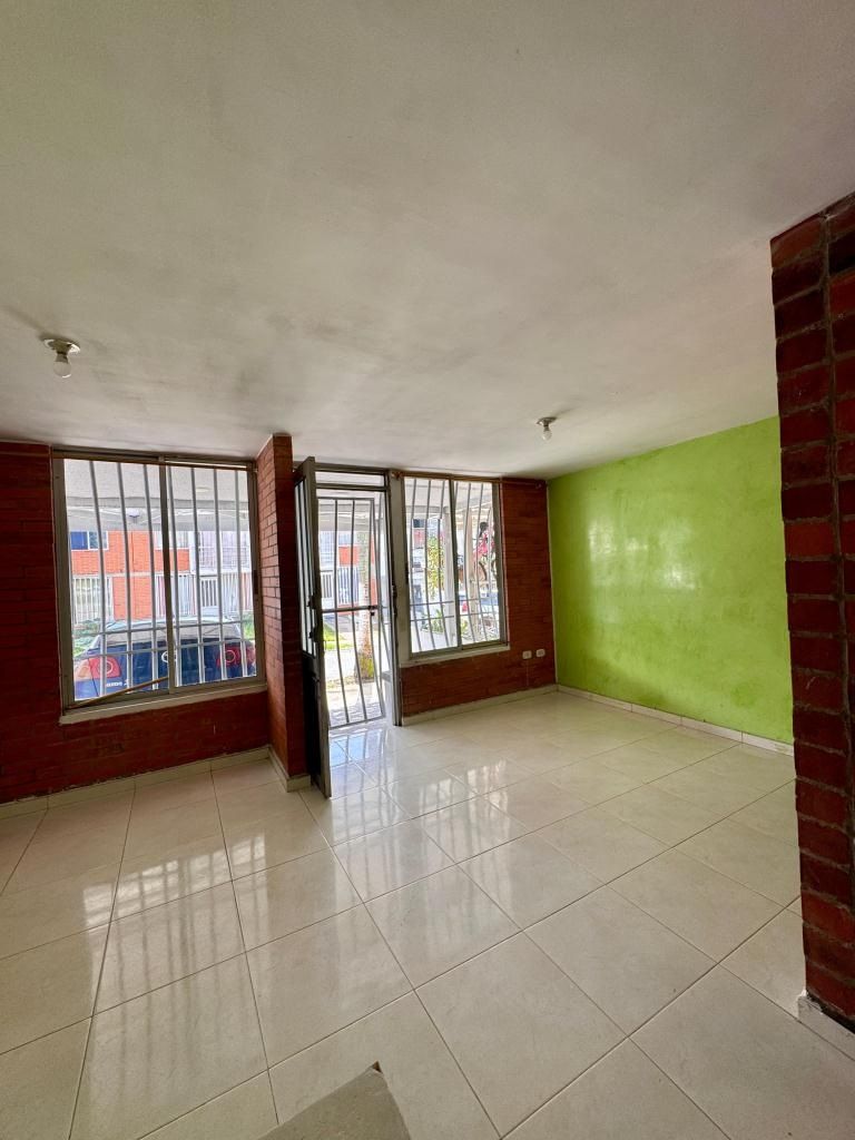 Apartamento en arriendo o venta Risaralda Pereira Villa Verde 85 m2 Habitaciones 4 Baños 2 Garajes 2 Precio venta $395000000 Precio arriendo $1800000