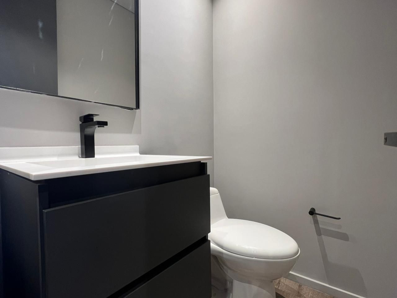 Local en arriendo Antioquia Medellín San Diego 41 m2 Habitaciones 0 Baños 1 Garajes 0 Precio $7000000