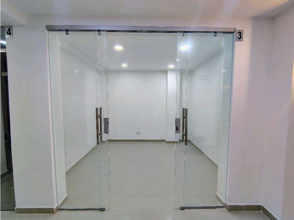 Local en arriendo Antioquia Itagüí Santa María No 3 9 m2 Habitaciones 0 Baños 0 Garajes 0 Precio $950000
