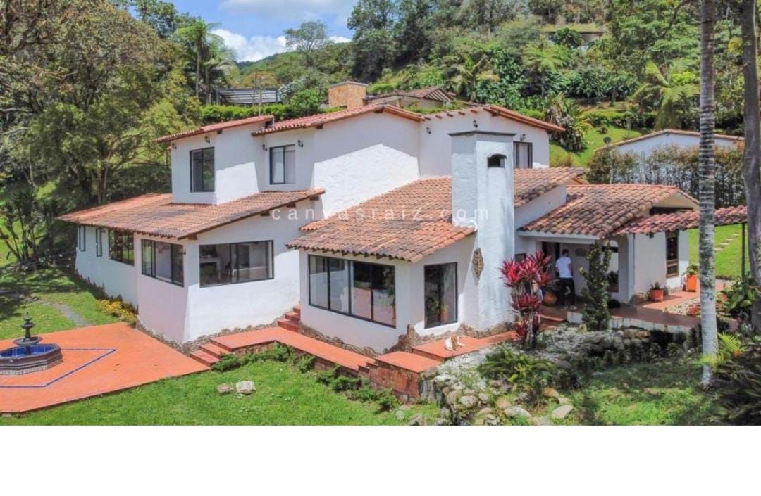 Finca en venta Antioquia El Retiro El Retiro 647 m2 Habitaciones 6 Baños 6 Garajes 2 Precio $3850000000