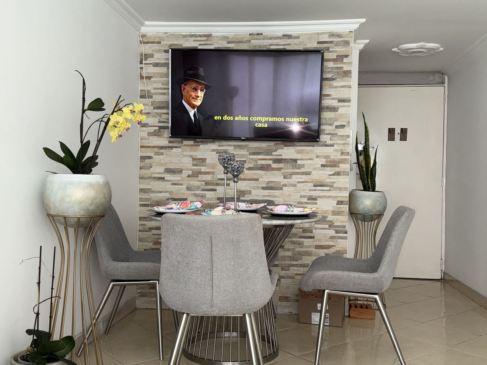 Apartamento en venta Cundinamarca Bogotá Ciudad Techo 58 m2 Habitaciones 3 Baños 2 Garajes 1 Precio $315000000