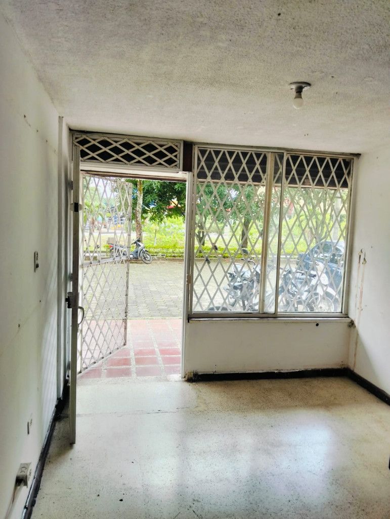 Local en venta Valle Del Cauca Cali Olímpico 21 m2 Habitaciones 0 Baños 0 Garajes 0 Precio $95000000