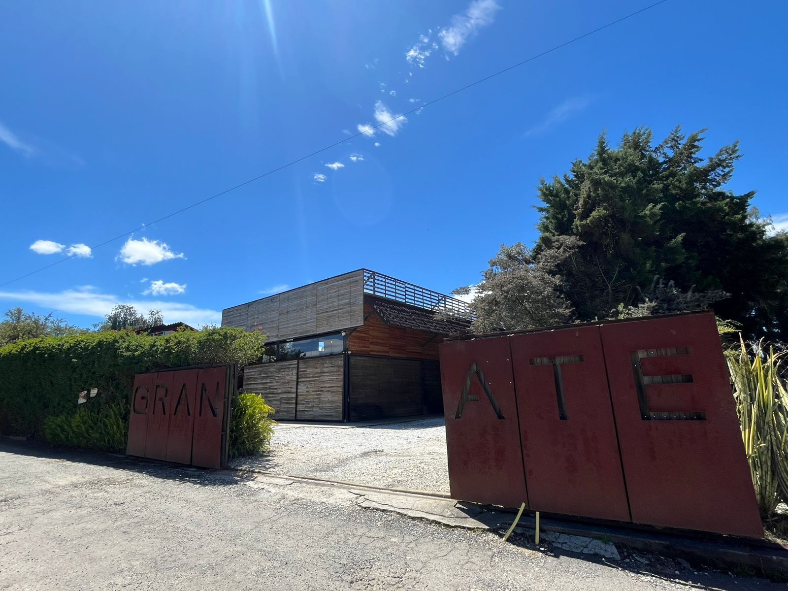 Local en arriendo Antioquia Rionegro Ub Pietra Santa Et Iv 4300 m2 Habitaciones 0 Baños 0 Garajes 6 Precio $28000000