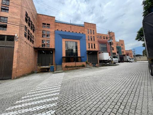 Bodega en venta Antioquia Itagüí Zona Industrial 2 6057 m2 Habitaciones 0 Baños 6 Garajes 4 Precio $13176104100