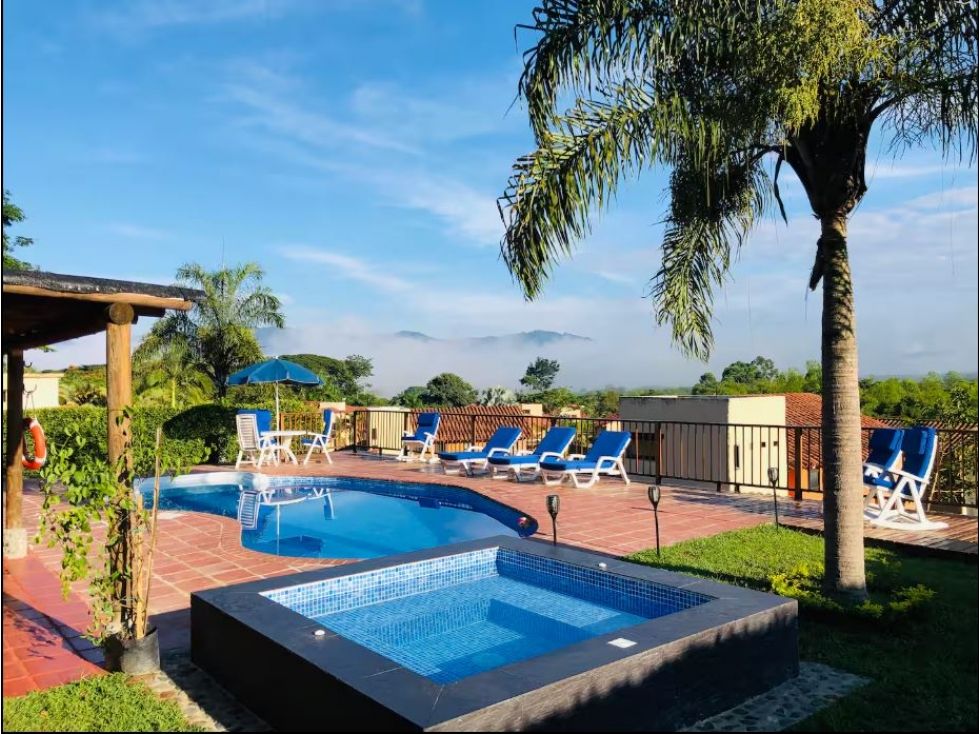 Casa Campestre en venta Quindío Armenia Armenia 398 m2 Habitaciones 5 Baños 5 Garajes 3 Precio $1550000000