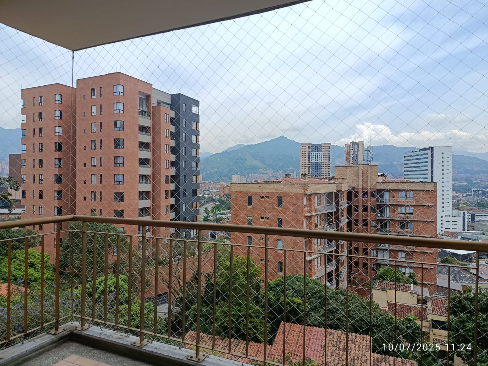 Apartamento en arriendo Antioquia Envigado Quintas De Los Almendros 74 m2 Habitaciones 3 Baños 2 Garajes 0 Precio $2650000