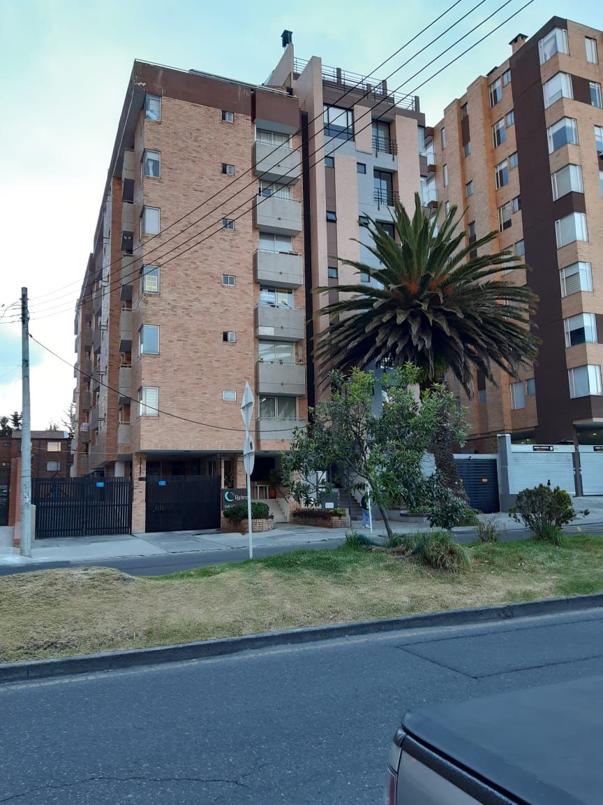 Apartamento en arriendo Cundinamarca Bogotá Cedro Madeiras 80 m2 Habitaciones 2 Baños 2 Garajes 1 Precio $2300000
