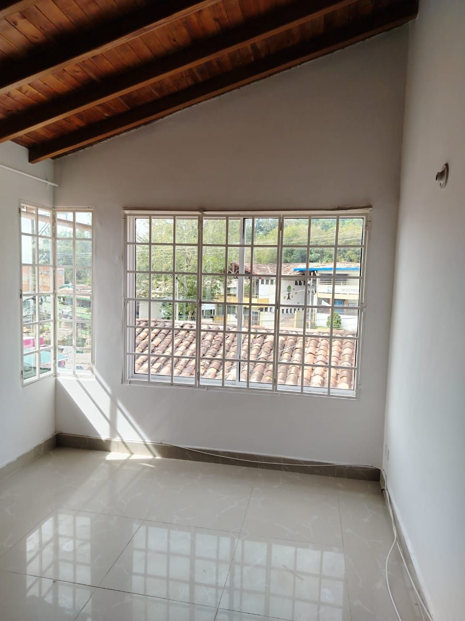 Apartamento en arriendo Antioquia Rionegro Santa Ana 50 m2 Habitaciones 1 Baños 2 Garajes 1 Precio $1500000