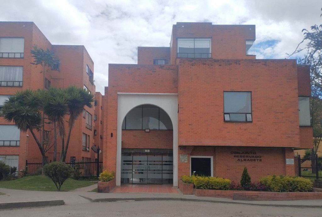 Apartamento en arriendo Cundinamarca Bogotá San Cipriano 67 m2 Habitaciones 2 Baños 2 Garajes 1 Precio $1926000