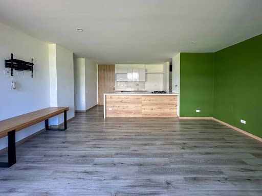 Apartamento en arriendo Antioquia El Retiro El Retiro 79 m2 Habitaciones 2 Baños 2 Garajes 1 Precio $3700000