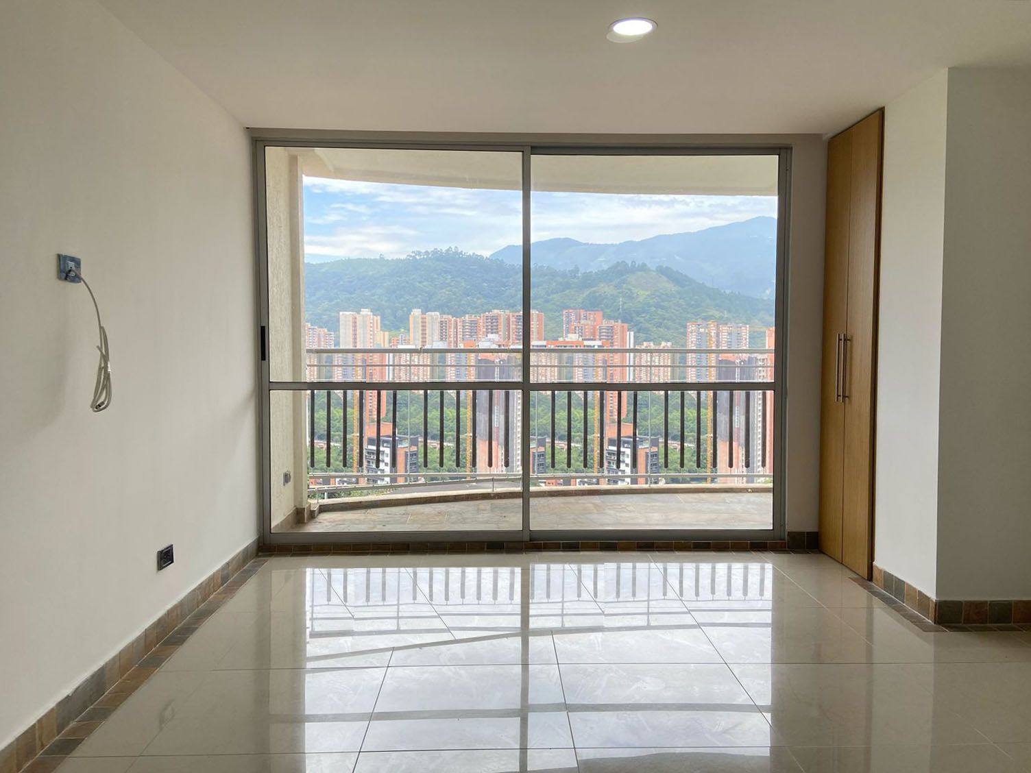 Apartamento en venta Antioquia Sabaneta Entre Amigos 125 m2 Habitaciones 3 Baños 3 Garajes 1 Precio $700000000