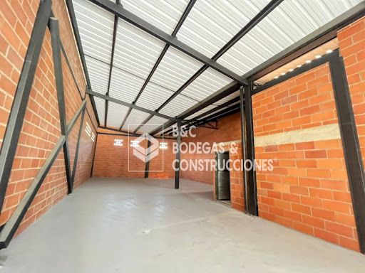 Bodega en arriendo Antioquia Medellín Campo Amor 200 m2 Habitaciones 0 Baños 1 Garajes 0 Precio $7500000