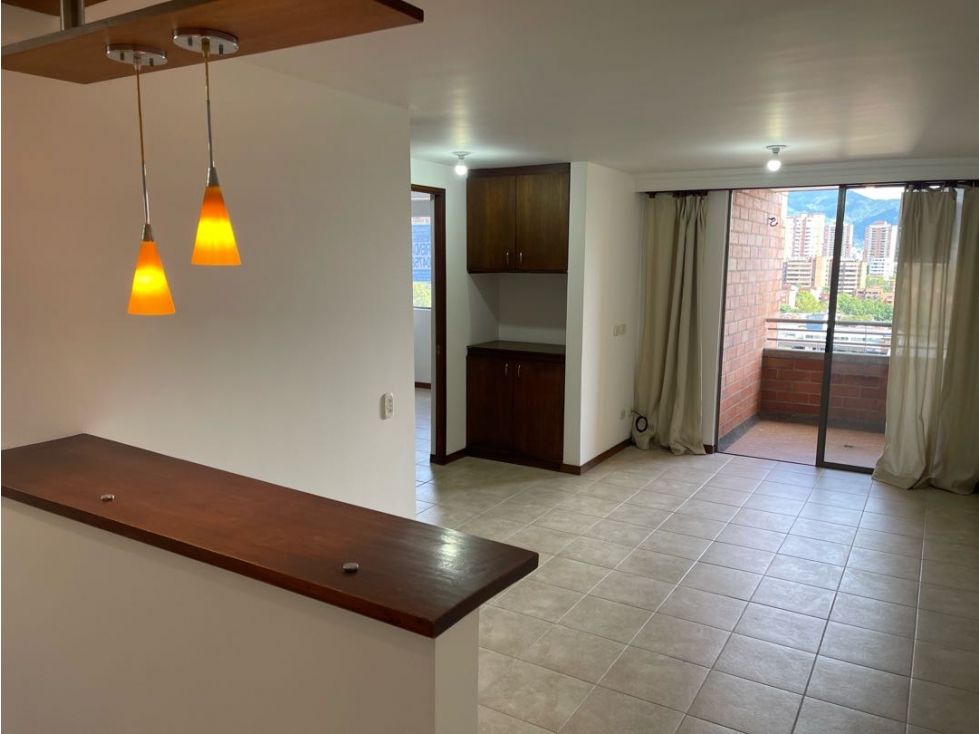 Apartamento en arriendo Antioquia Medellín Alejandria 70 m2 Habitaciones 2 Baños 2 Garajes 1 Precio $3000000