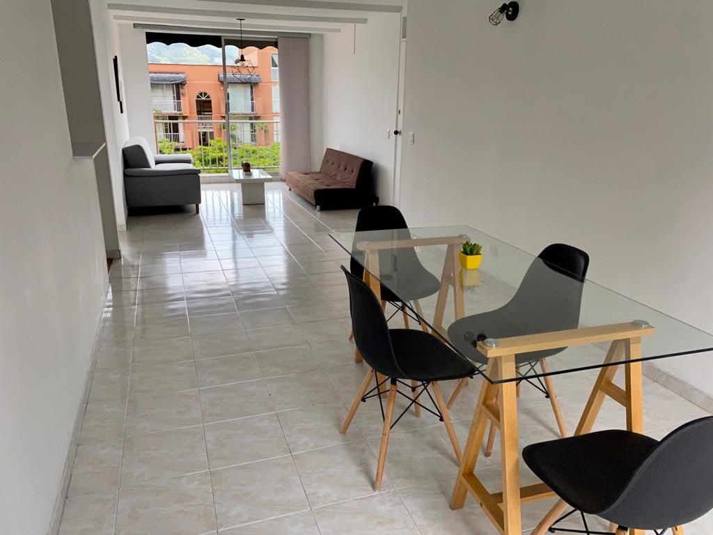 Apartamento en arriendo Antioquia Medellín Santa Maria De Los Angeles 135 m2 Habitaciones 3 Baños 3 Garajes 1 Precio $4300000