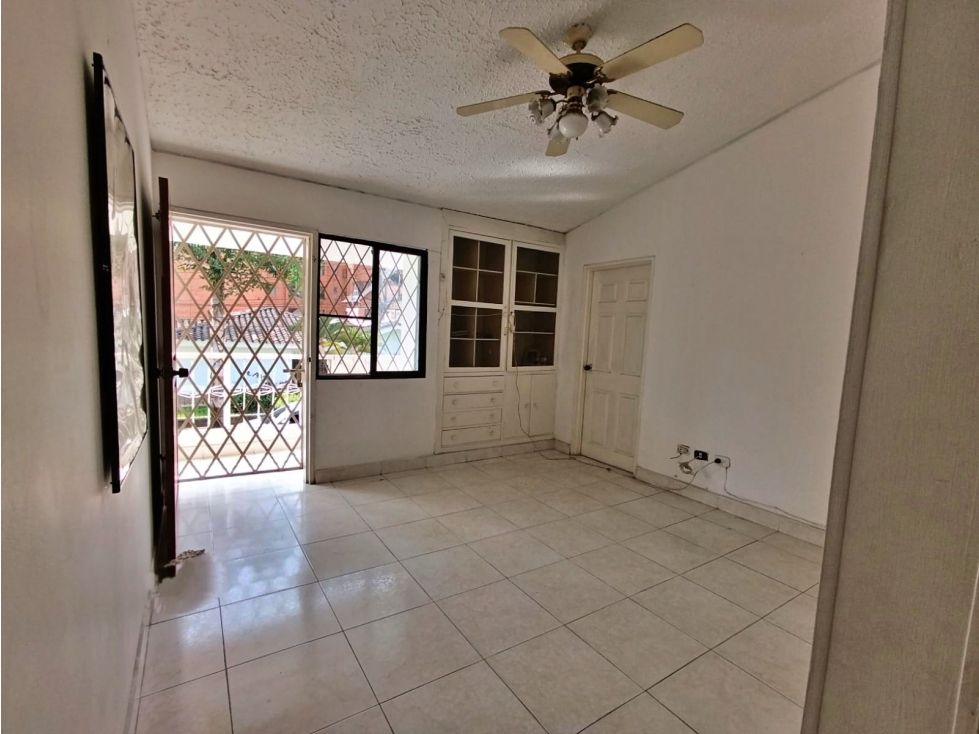 Casa en arriendo Valle Del Cauca Cali San Pedro 250 m2 Habitaciones 4 Baños 4 Garajes 2 Precio $6000000