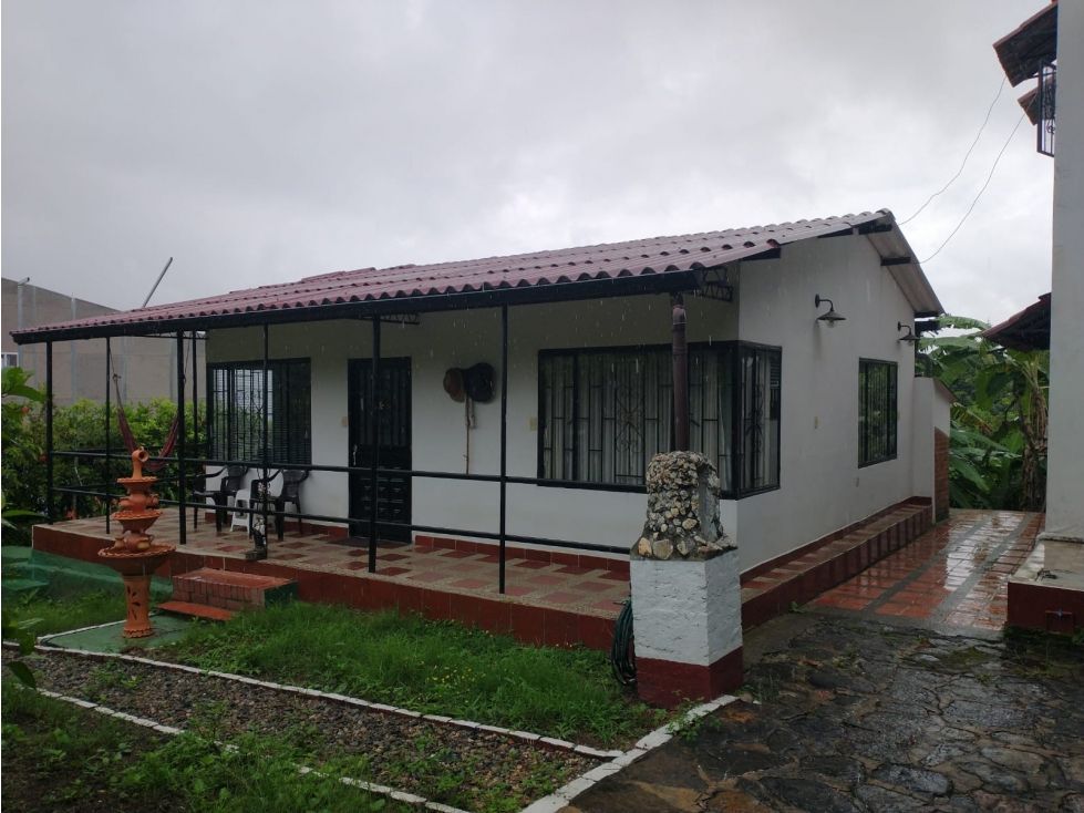 Finca en venta Cundinamarca La Mesa La Mesa 180 m2 Habitaciones 4 Baños 3 Garajes 4 Precio $390000000