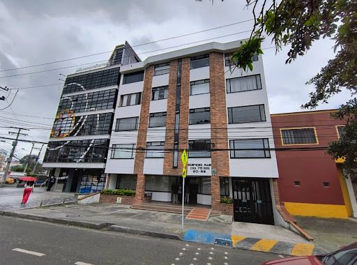 Consultorio en venta Cundinamarca Bogotá San Felipe 109 m2 Habitaciones 0 Baños 3 Garajes 1 Precio $650000000