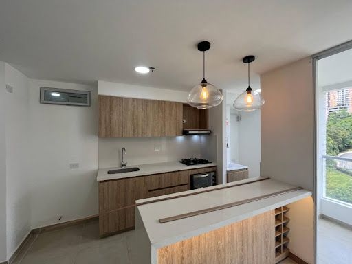 Apartamento en arriendo Antioquia Envigado Loma Del Barro 85 m2 Habitaciones 3 Baños 2 Garajes 1 Precio $3800000