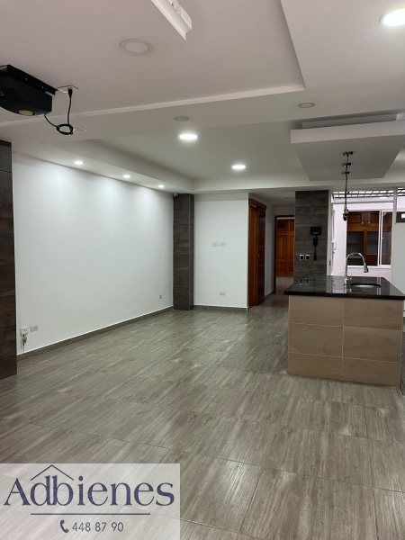 Casa en venta Antioquia Medellín Santa Teresita 90 m2 Habitaciones 2 Baños 2 Garajes 1 Precio $600000000