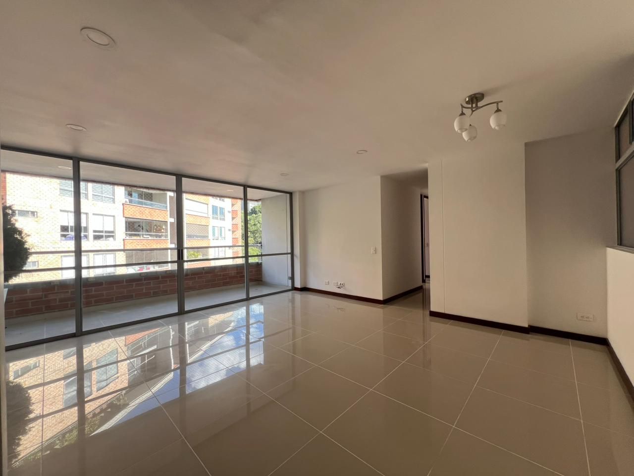 Apartamento en arriendo Antioquia Envigado San Sebastian 96 m2 Habitaciones 3 Baños 2 Garajes 0 Precio $4350000
