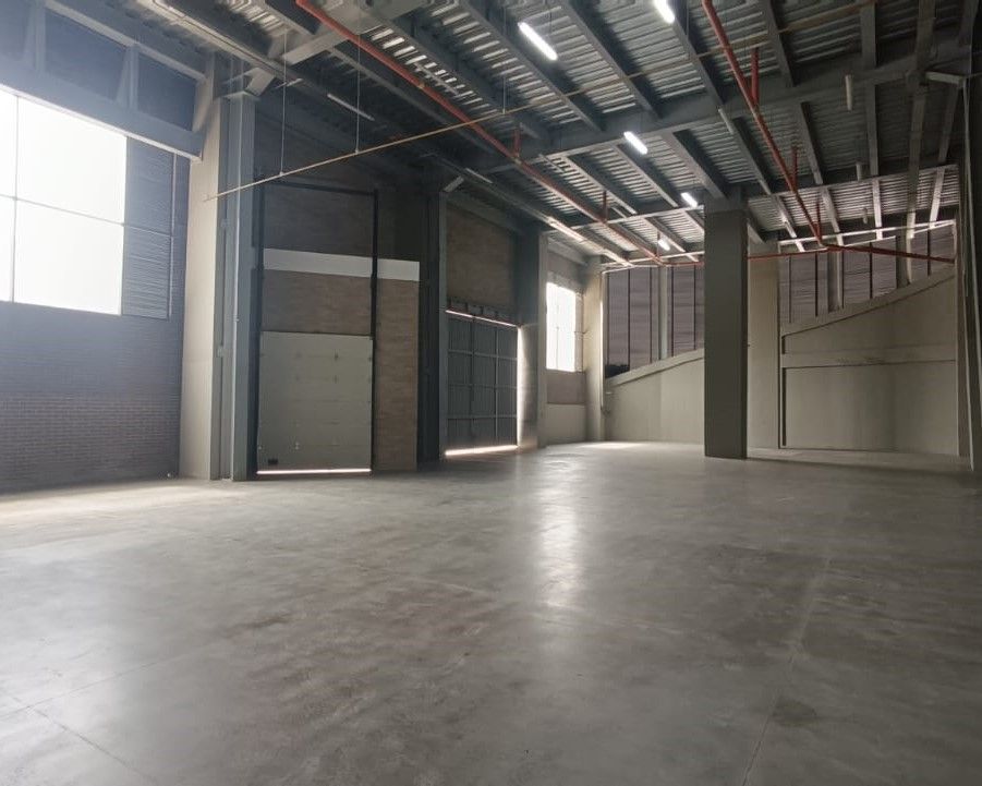 Bodega en arriendo o venta Antioquia Caldas Estrella 678 m2 Habitaciones 0 Baños 6 Garajes 3 Precio venta $3100000000 Precio arriendo $18500000