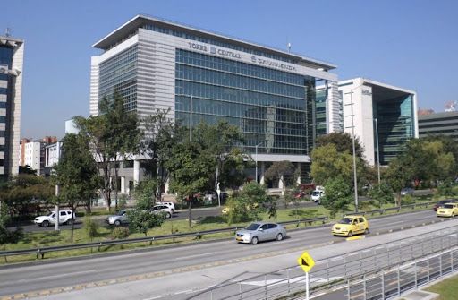 Oficina en arriendo Cundinamarca Bogotá Ciudad Salitre Occidental 97 m2 Habitaciones 0 Baños 2 Garajes 6 Precio $13800000