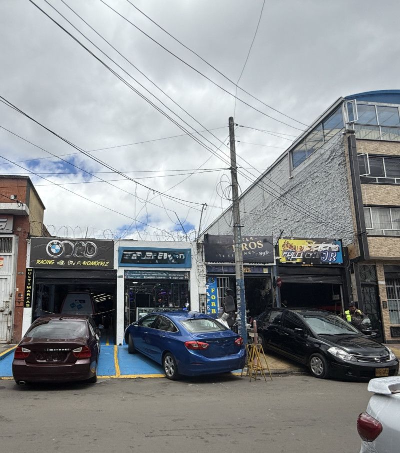 Bodega en venta Cundinamarca Bogotá La Paz 204 m2 Habitaciones 0 Baños 2 Garajes 0 Precio $900000000