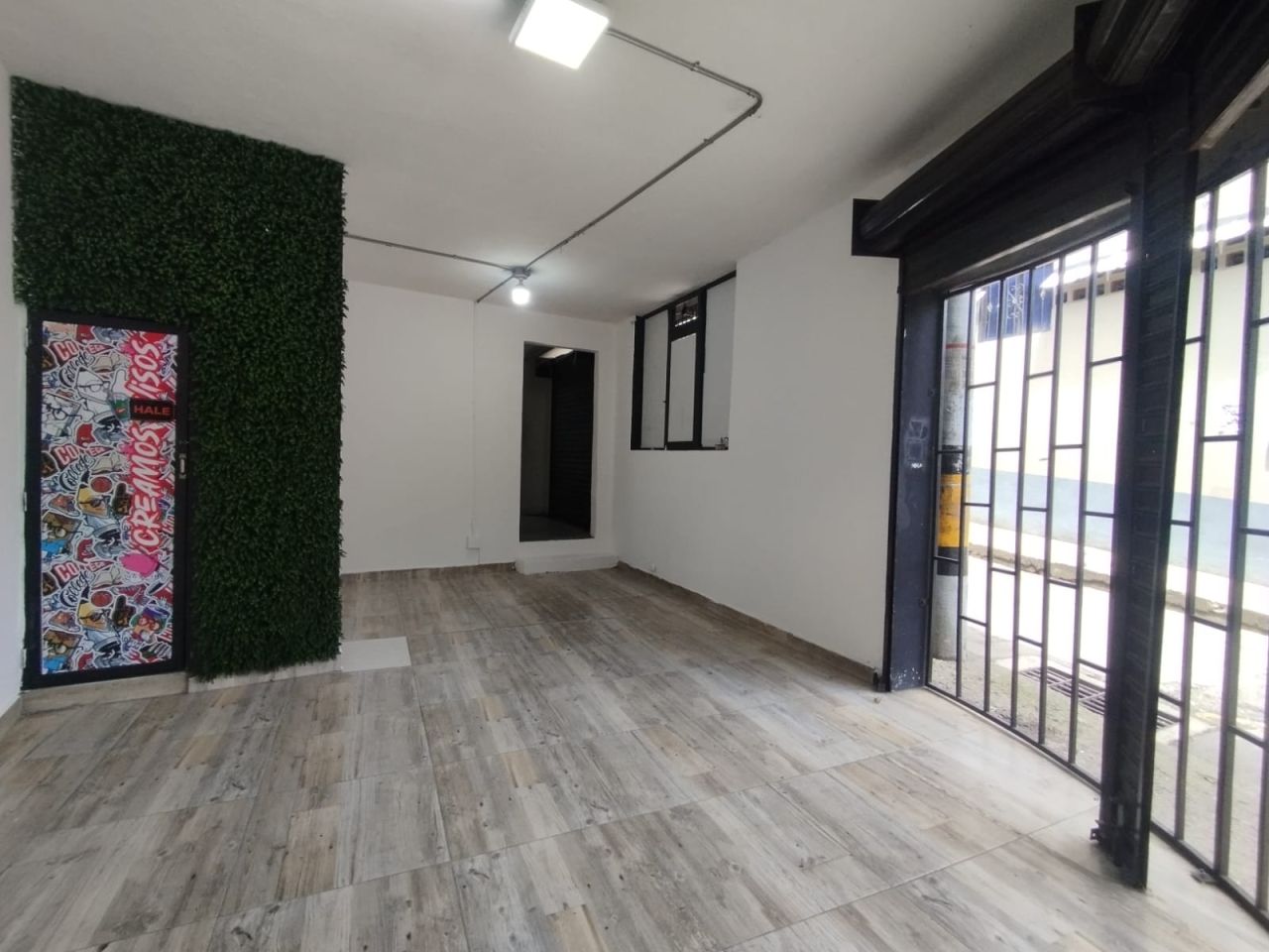 Local en arriendo Antioquia Medellín Las Palmas 30 m2 Habitaciones 0 Baños 1 Garajes 0 Precio $2100000
