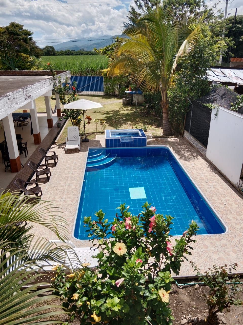 Finca en arriendo Valle Del Cauca El Cerrito El Cerrito 1000 m2 Habitaciones 4 Baños 4 Garajes 5 Precio $870000