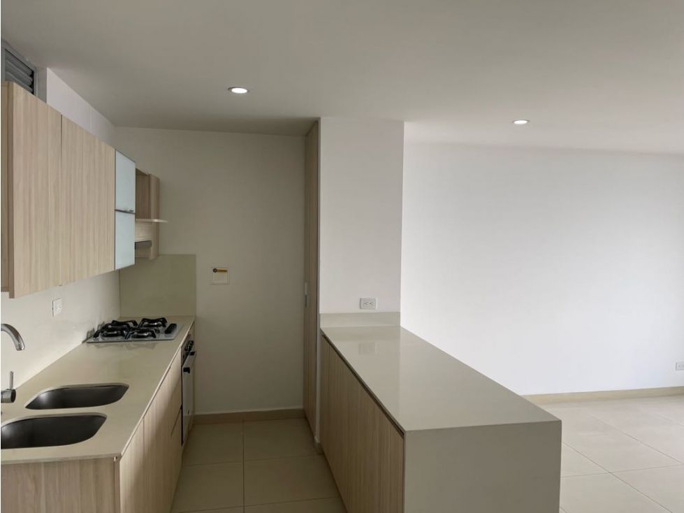 Apartamento en arriendo Antioquia Medellín San Lucas 104 m2 Habitaciones 3 Baños 3 Garajes 2 Precio $6000000